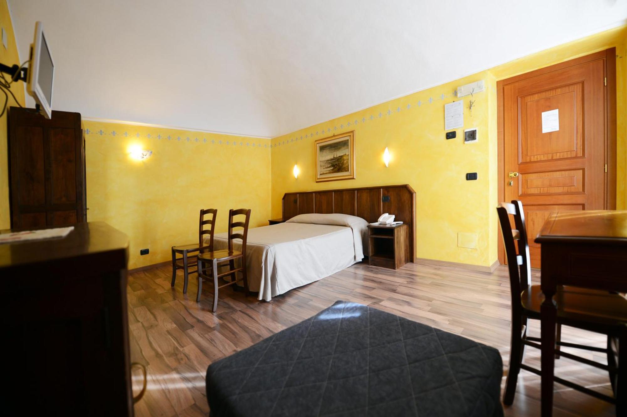 Albergo Venaria Reale Da Matteo Narzole Eksteriør billede