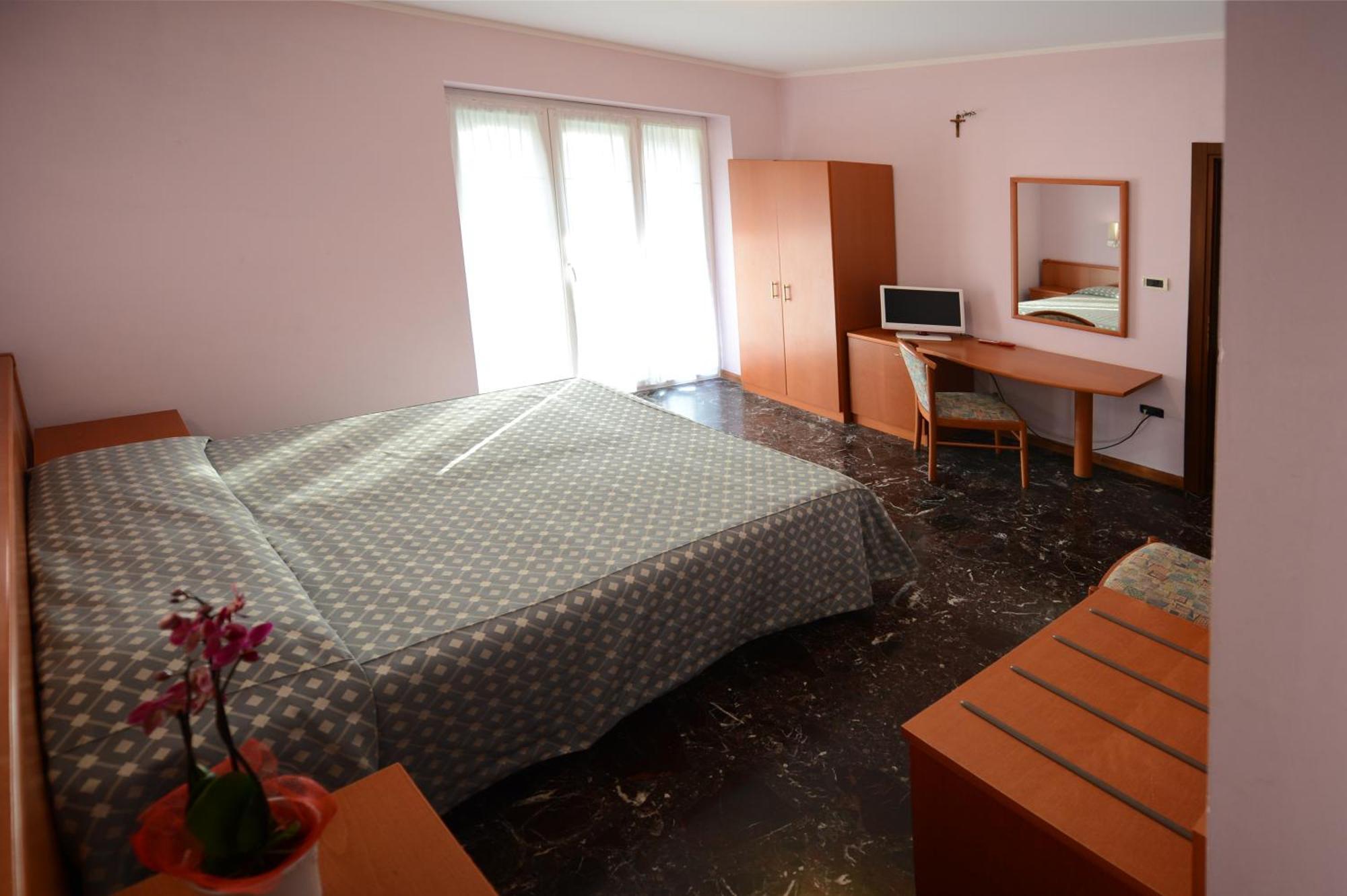 Albergo Venaria Reale Da Matteo Narzole Eksteriør billede